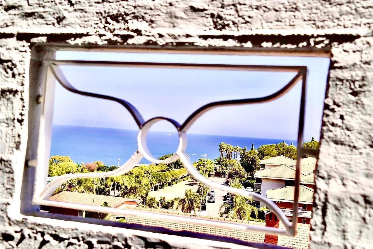 Villa Lattea Aci Trezza Nyaraló