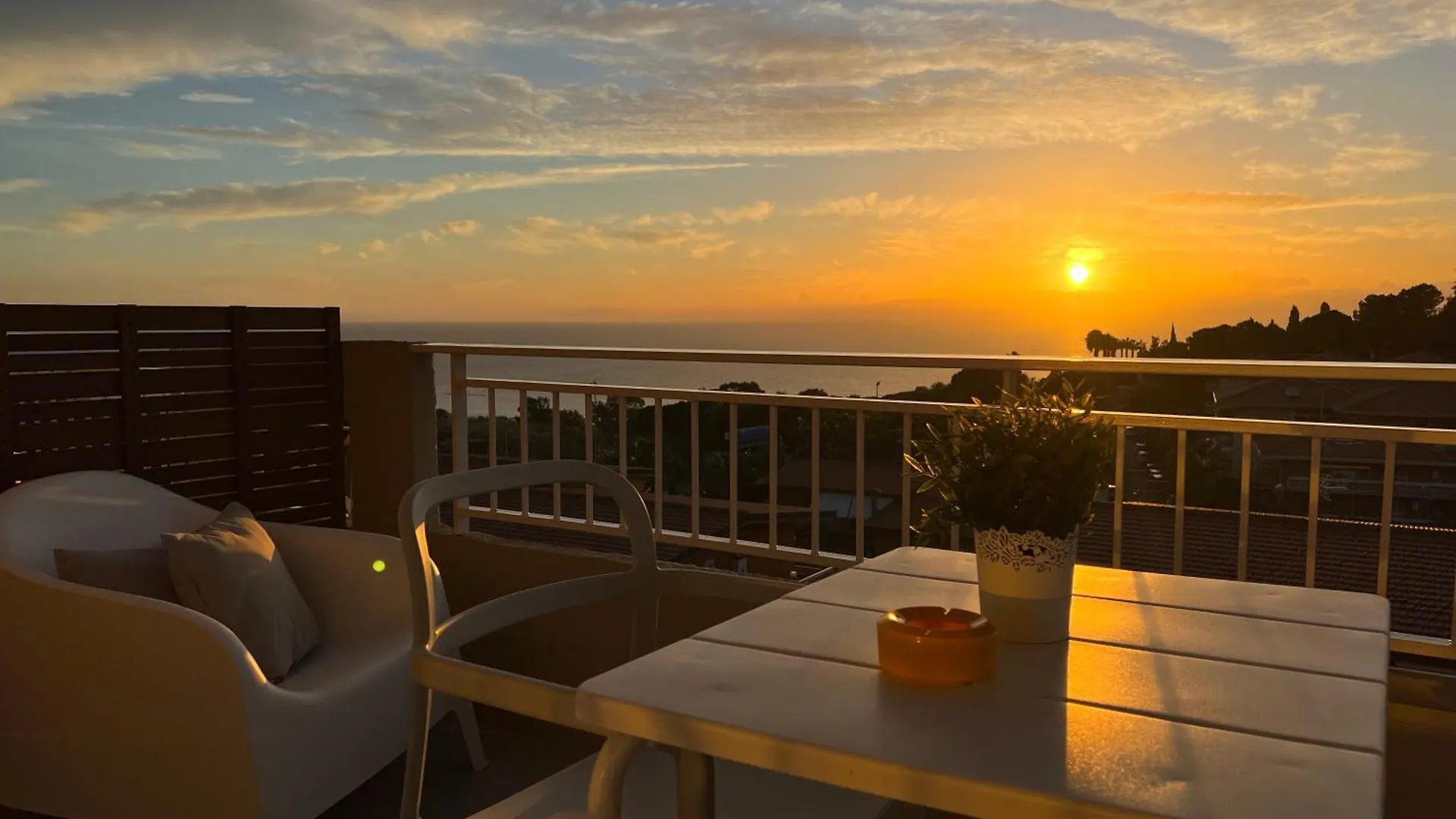 Villa Lattea Aci Trezza