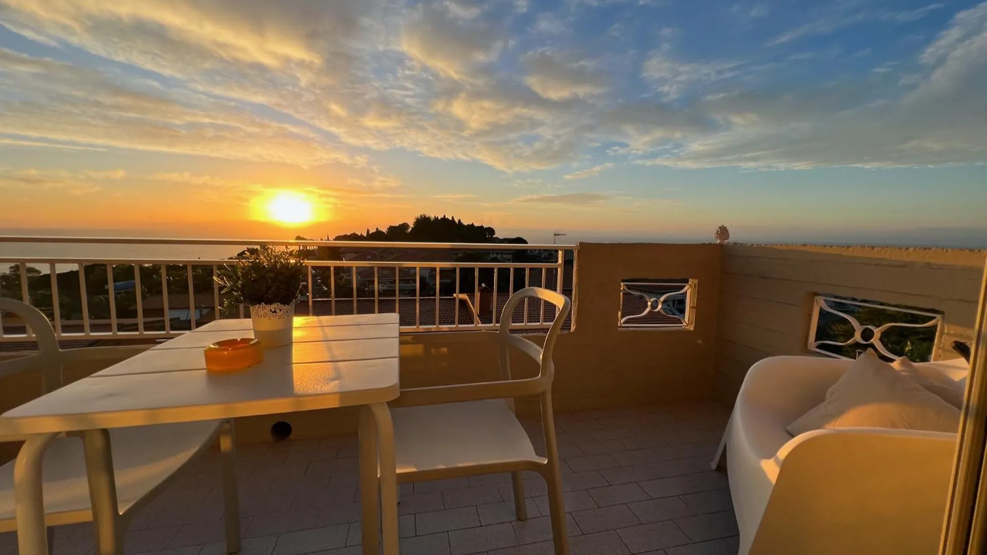 Nyaraló Villa Lattea Aci Trezza